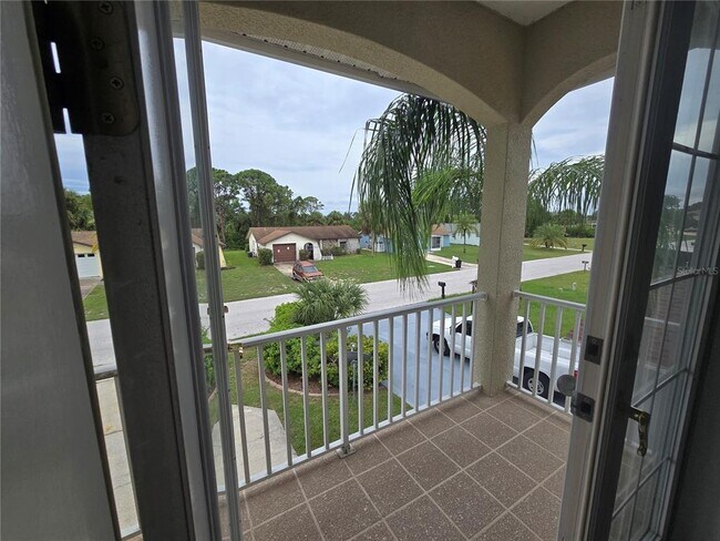 Building Photo - 7423 Southwind Dr