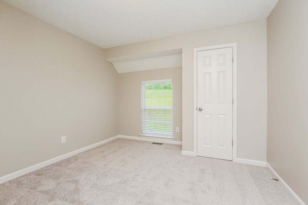 Building Photo - 165 Claybrook Ln