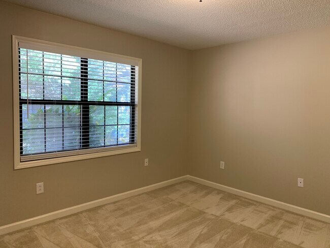 Master bedroom - 2756 victory ct