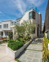 Building Photo - 229 24th St