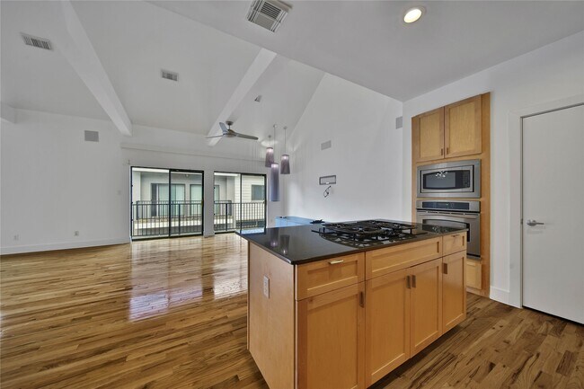 Building Photo - 4205 Eigel St