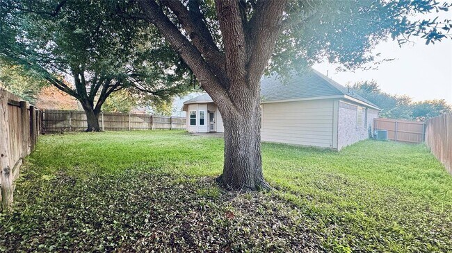 Building Photo - 1505 Shady Hillside Pass