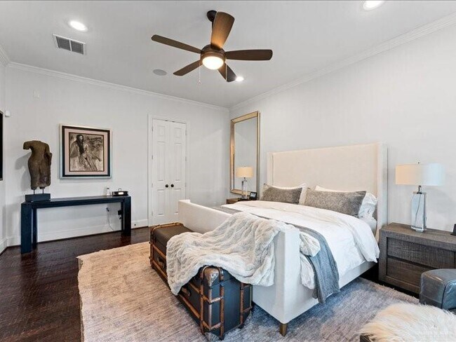 Building Photo - 45 Ivy Castle Ct