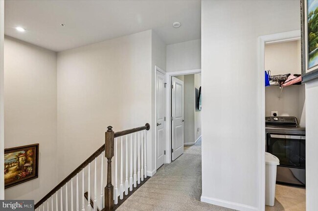 Building Photo - 8261 Kippis Rd