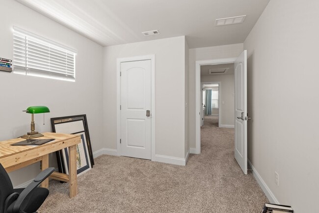 Building Photo - 4510 Skywood Ln