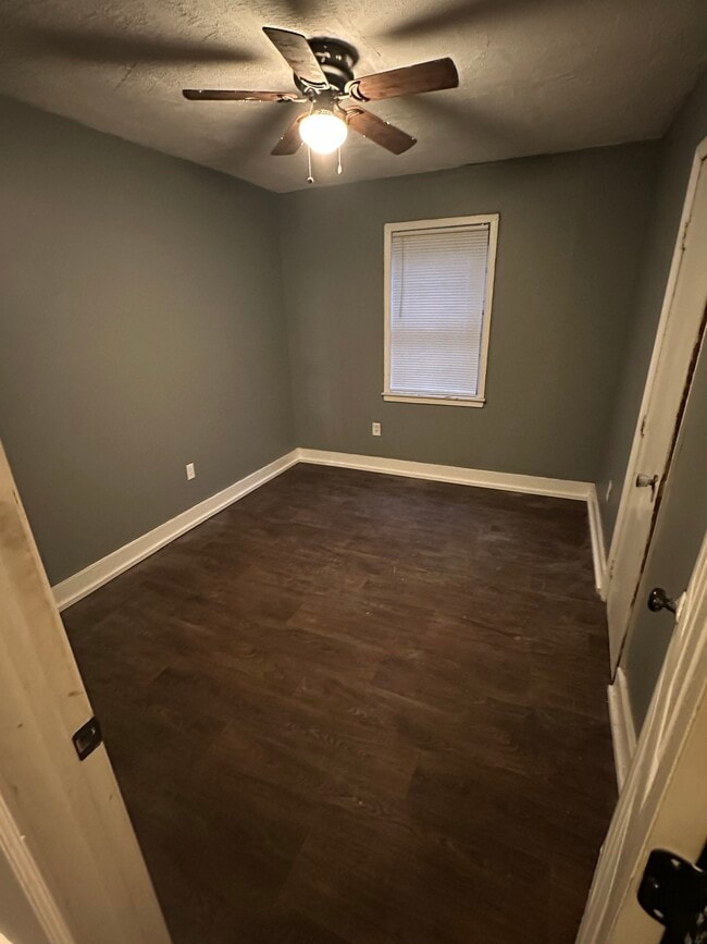 Building Photo - 165 Pleasant Ct