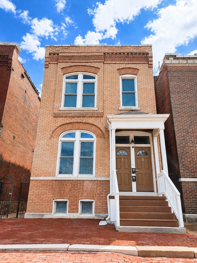 Building Photo - 4224 Chouteau Ave