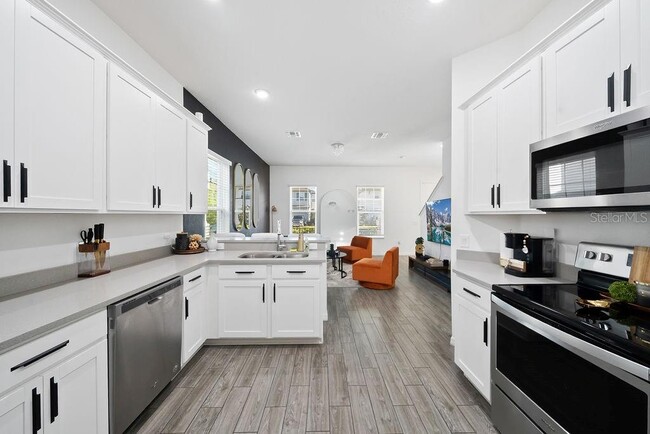 Building Photo - 15036 Willow Arbor Cir