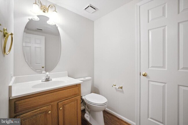 Building Photo - 10189 Castlewood Ln