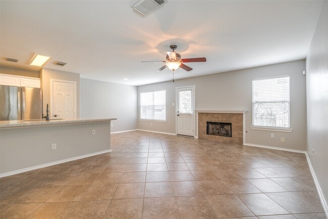 Building Photo - 34 Marble Rock Pl