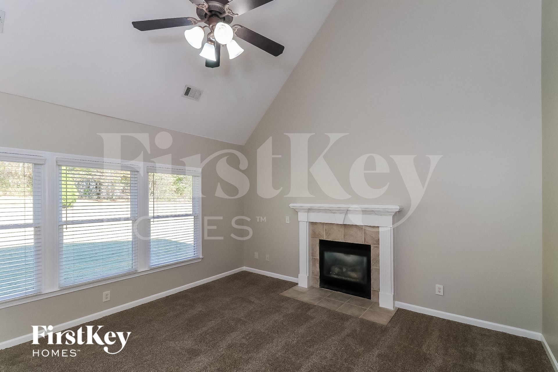 Building Photo - 2102 Shin Ct NE