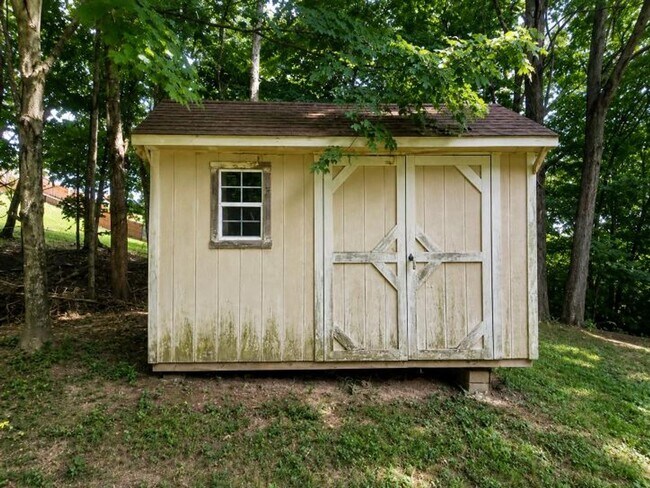 Building Photo - 1034 Persimmon Ct