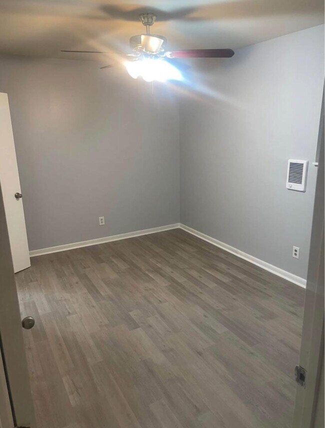 Building Photo - 470 Highway 70 - B