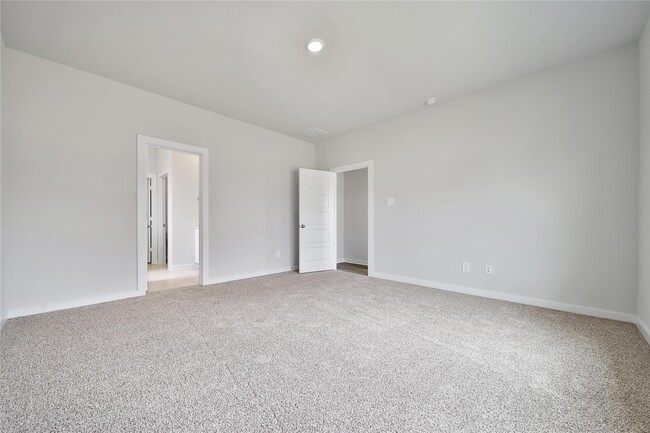 Building Photo - 12107 Willow Holw Ln