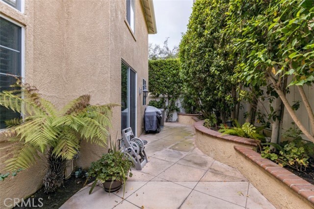 Building Photo - 22 Melrose Dr