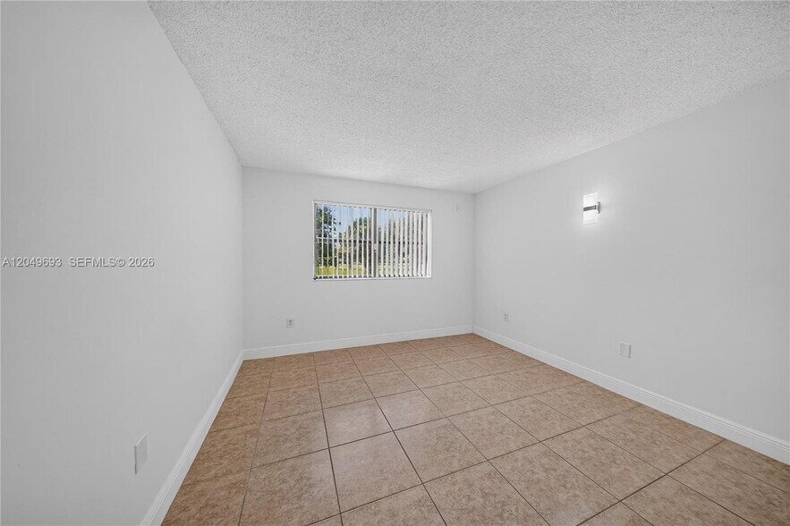 Building Photo - 7195 NW 179th St