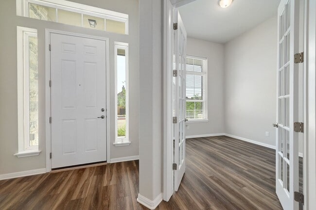 Building Photo - 3820 Brushy Creek Rd