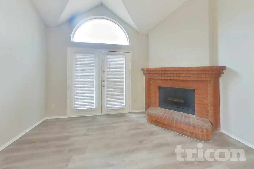 Building Photo - 908 Winchester Ln