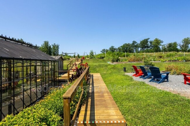 Building Photo - 2425 Morgans Point Dr