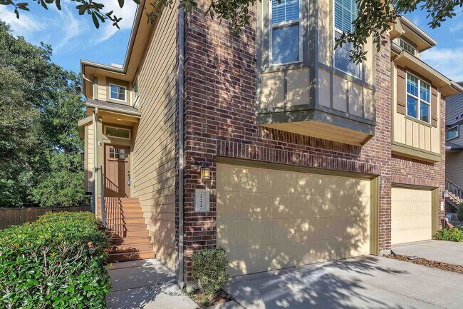 Building Photo - 222 Cheswood Forest Pl