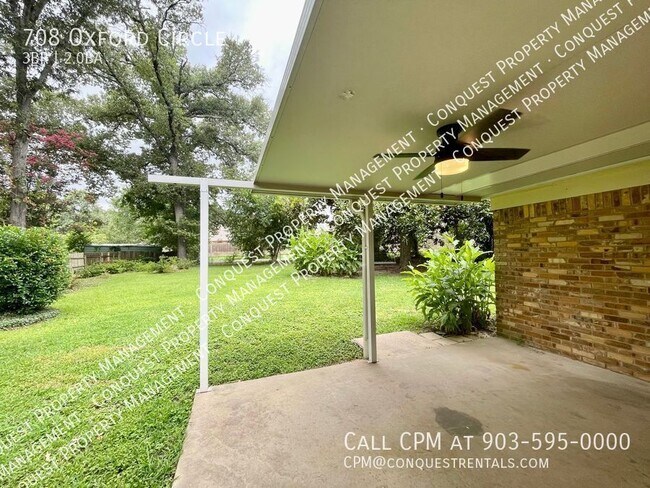 Building Photo - 708 Oxford Cir