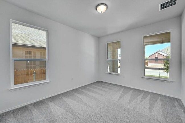 Building Photo - 12529 Hallstatt Dr