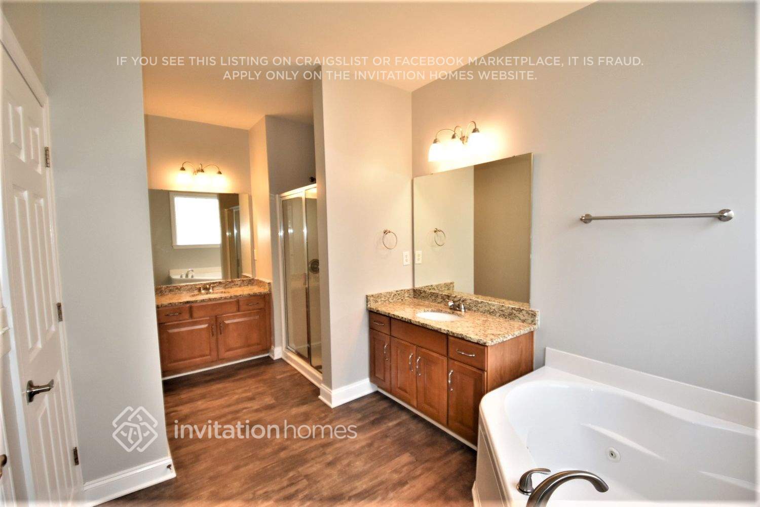 Building Photo - 14023 Acorn Creek Ln