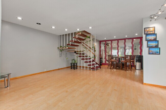 Living room - 9556 Easter Way