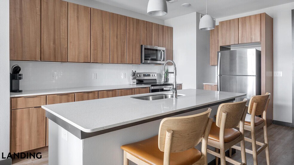Building Photo - 3875 Burnham