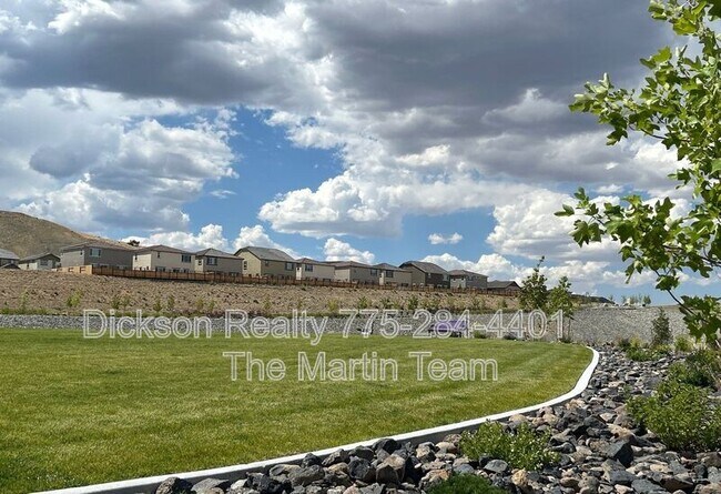 Building Photo - 904 Cascade Range Dr