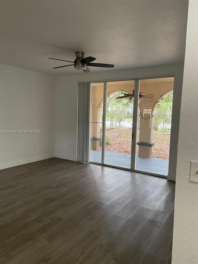 Building Photo - 2500 Centergate Dr