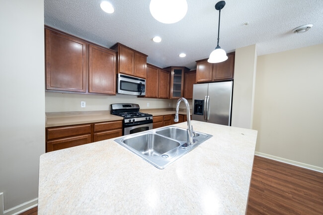Building Photo - 2113 Cedar Grove Trail