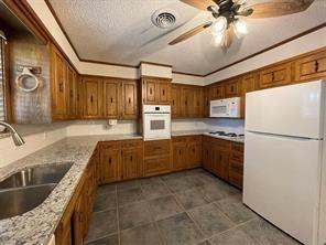 Building Photo - 1207 Anetta St