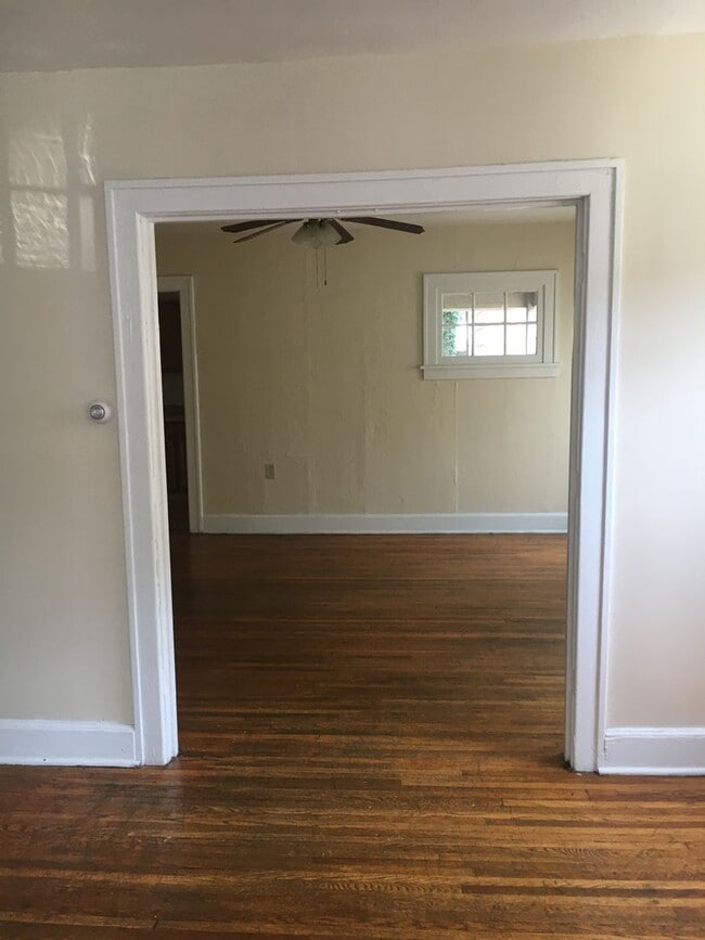 Building Photo - 2476 Adams Ave