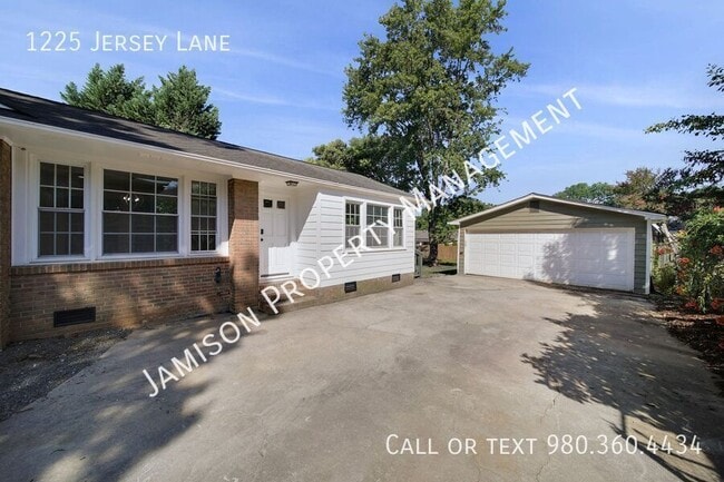 Building Photo - 1225 Jersey Ln