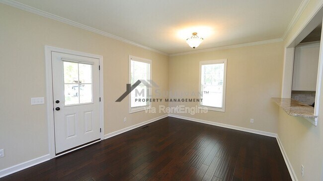 Building Photo - 1724 Arrowhead Dr