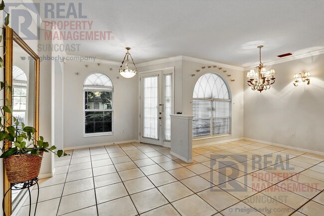 Building Photo - 8231 46th Ct E