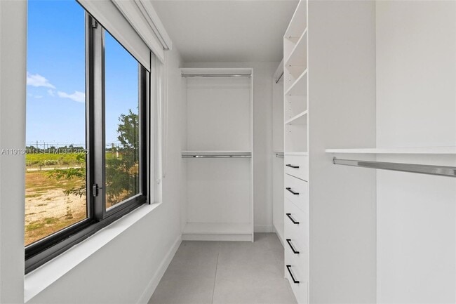 Building Photo - 26126 SW 146th Ave