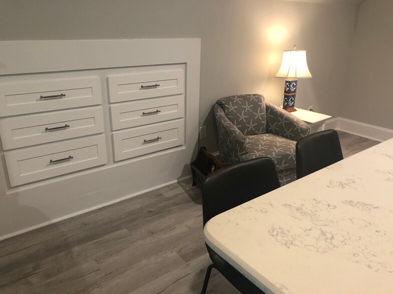 Building Photo - 1004 Breedon Ct