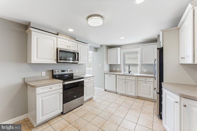 Building Photo - 4236 Florida Ave