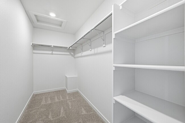 Building Photo - $2,695.95- 3 bed, 2.5 bath Home in Monument with Central AC and 2 Car Garage!