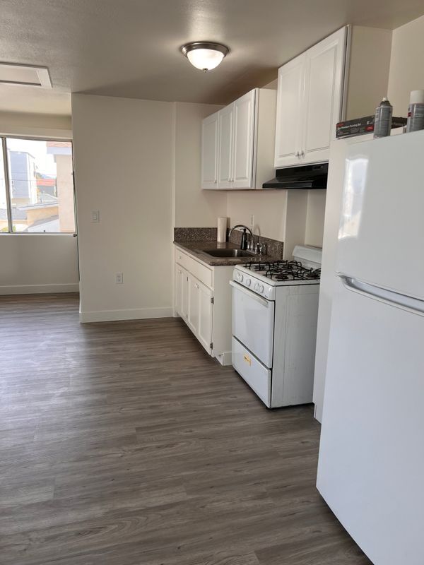 Building Photo - 5731 1/2 Case Avenue, Unit