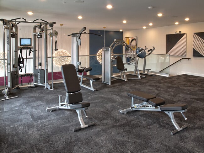 Building Photo - 301 Courtin Dr