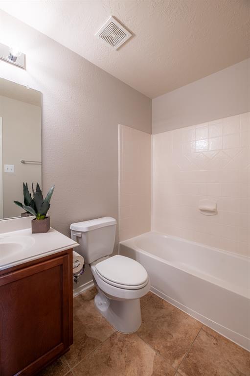 Building Photo - 18 Whitekirk Pl