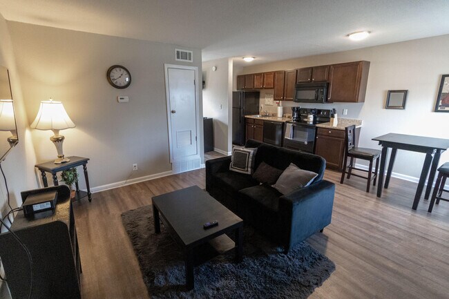 Building Photo - 105 N Garth Ave