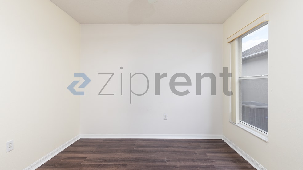 Building Photo - 663 Eagle Pointe S