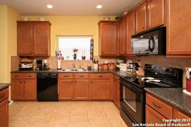 Building Photo - 5731 White Oak Cove