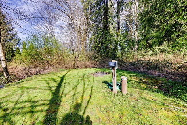 Building Photo - 3 Bedroom Rambler in Quiet Port Orchard Lo...
