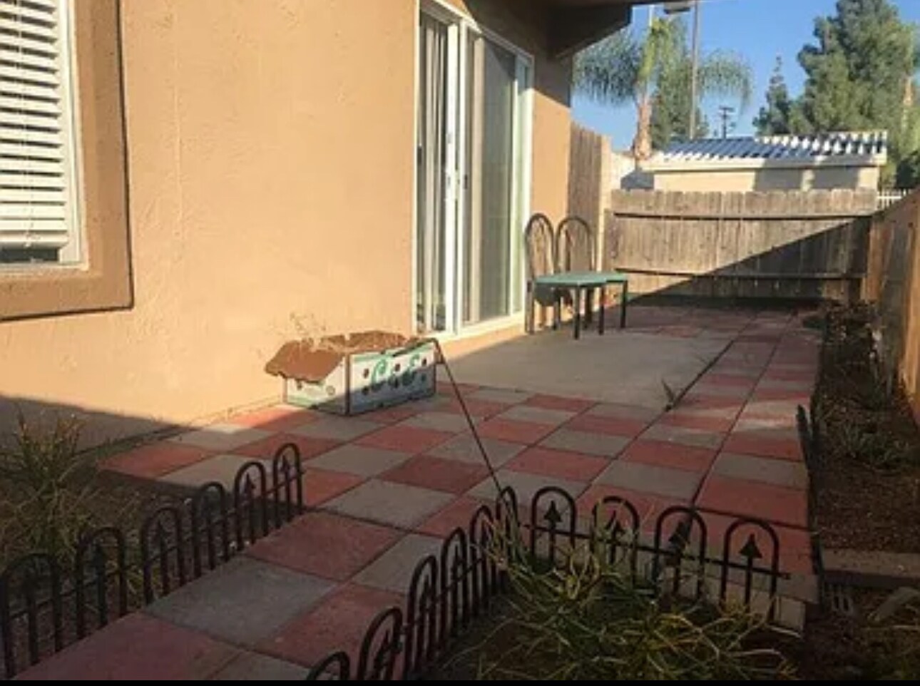 Building Photo - 620 E Lexington Ave