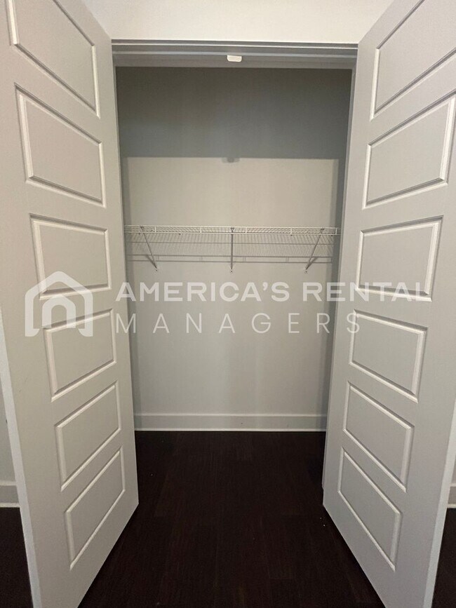 Building Photo - Home for Rent in Vestavia Hills, AL!!! Available to View Now!